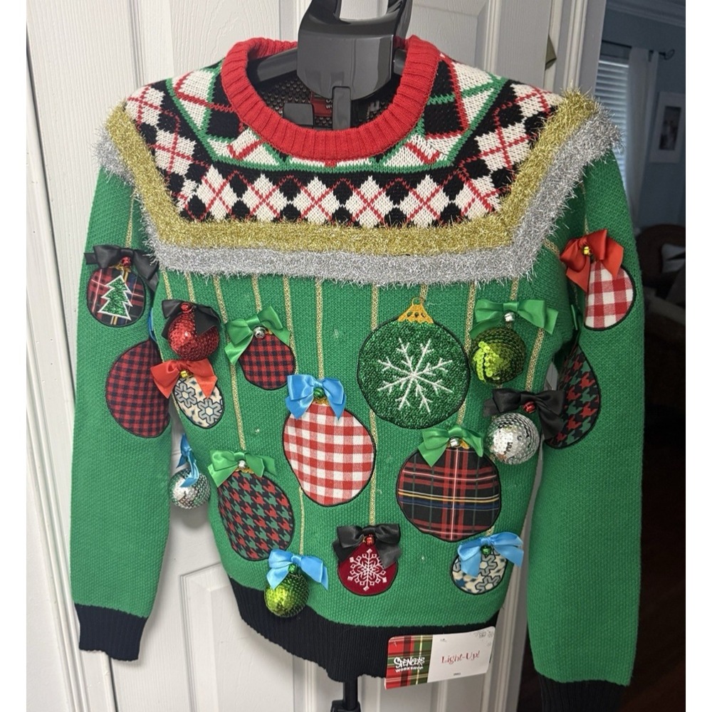 Spencer's Ugly Light-Up Christmas Sweater Size SMALL NWT